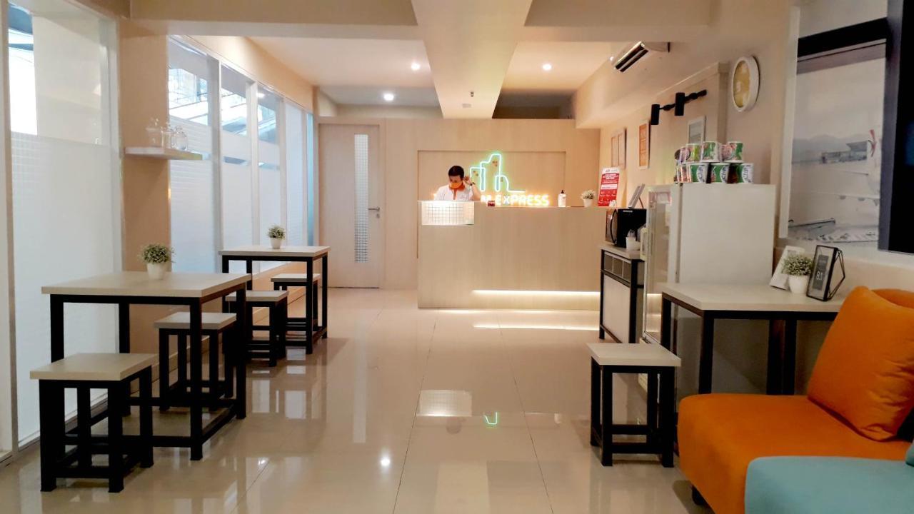 Titanium Express Homtel Ξενοδοχείο Τζακάρτα Εξωτερικό φωτογραφία